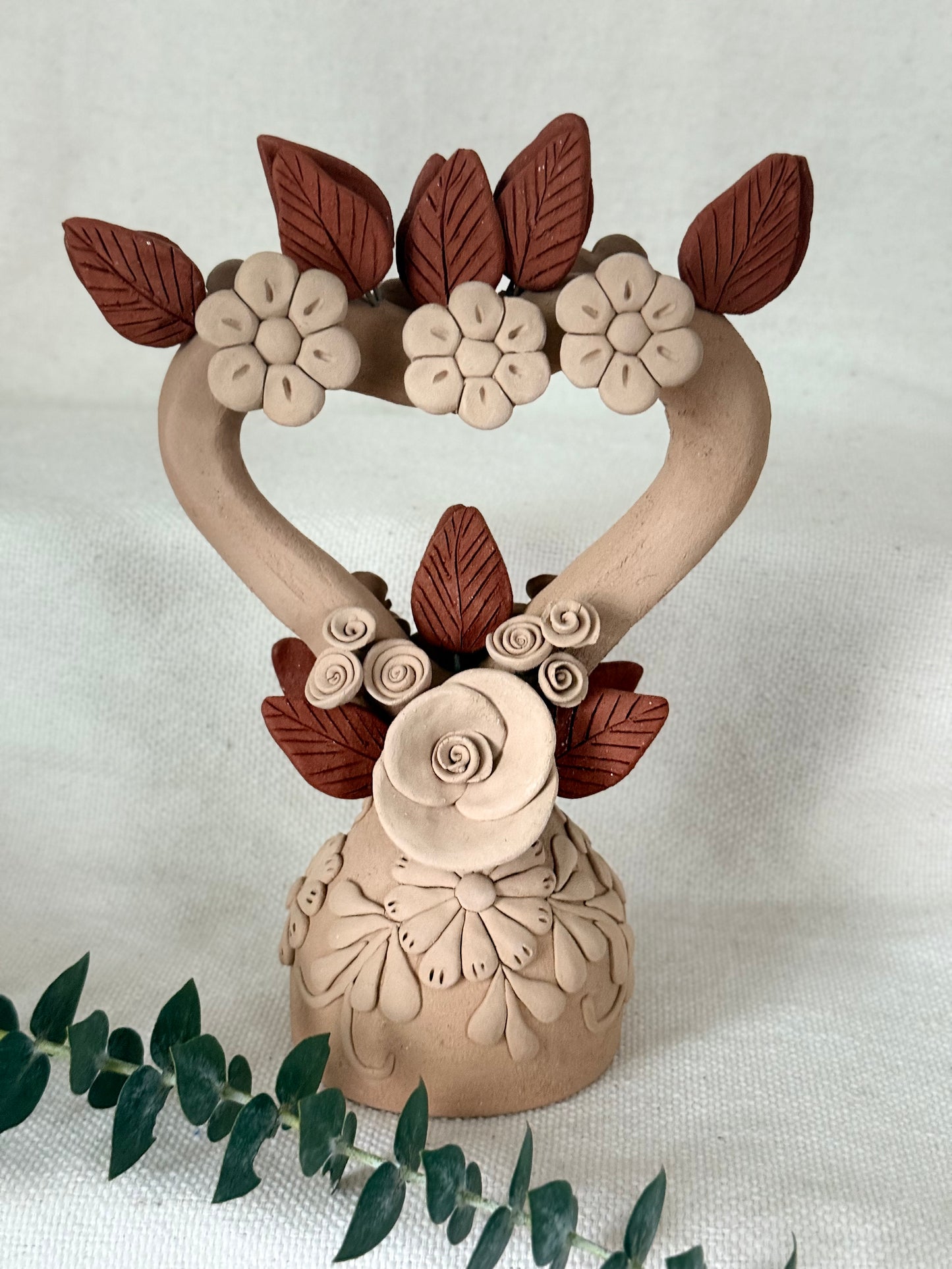 Natural Clay Heart Shaped Standing Decor
