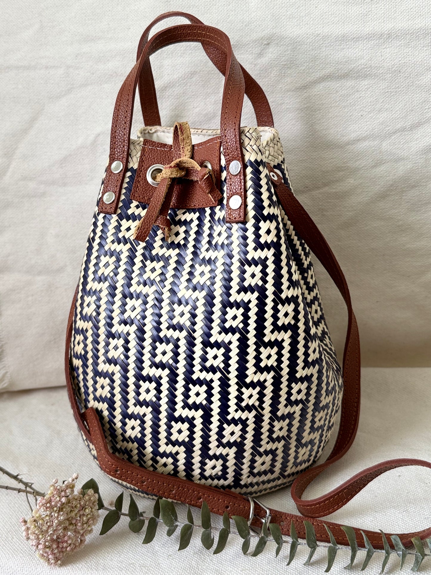 Palm Bucket Bag