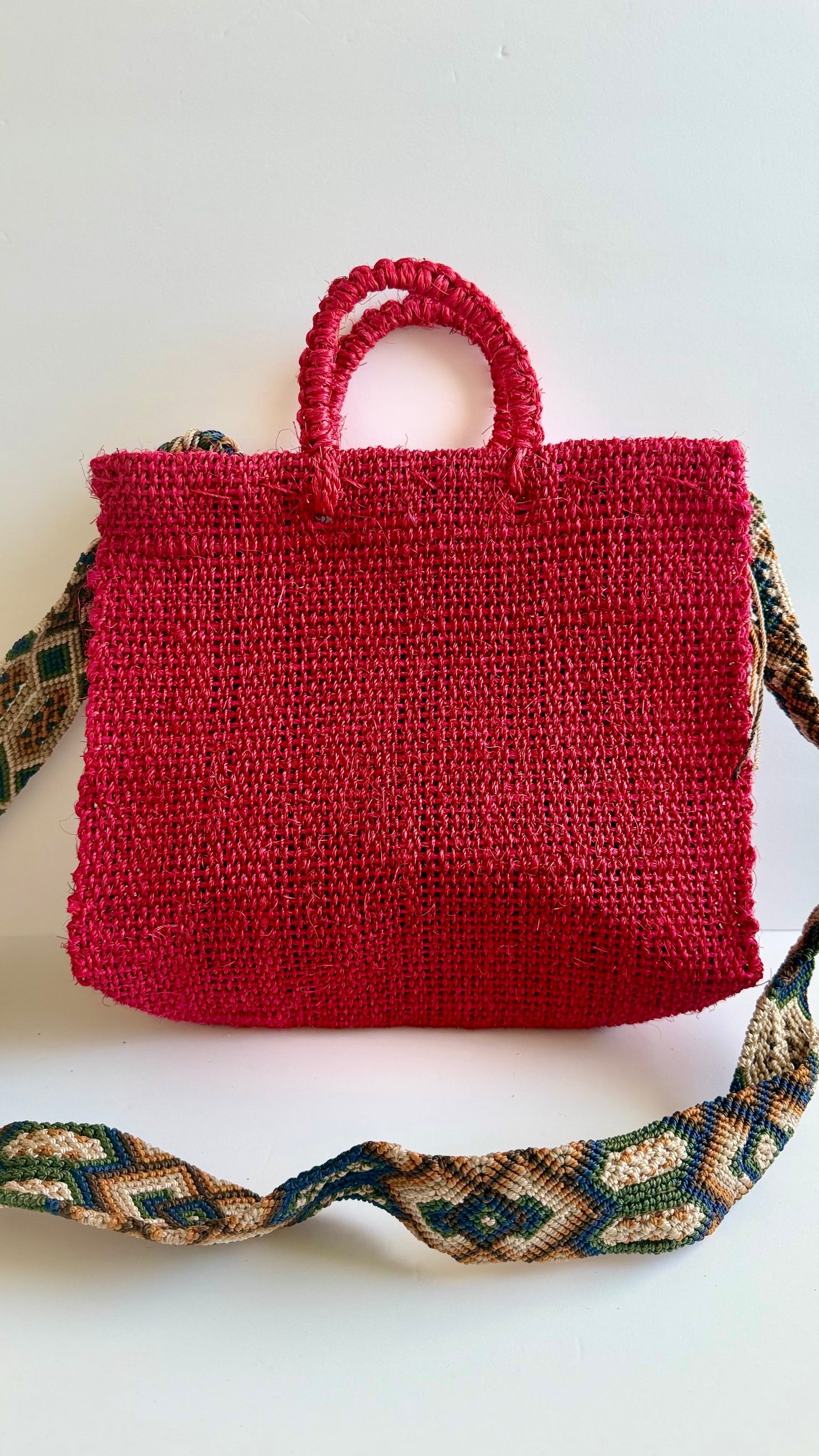 Deja Tu Lo Guapa Ixtle Handbag - Red