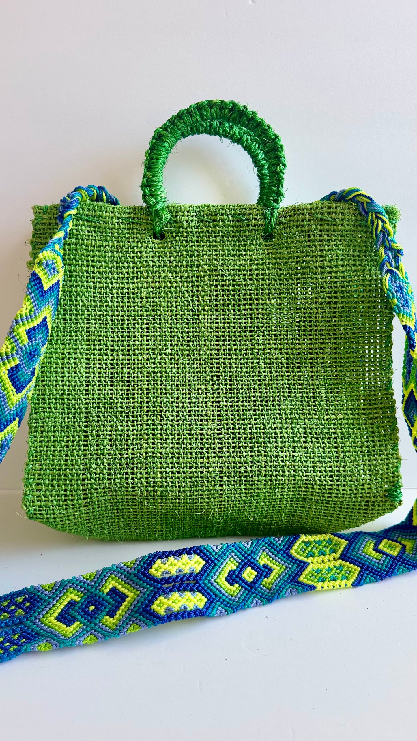Sacred Heart Ixtle Handbag - Green