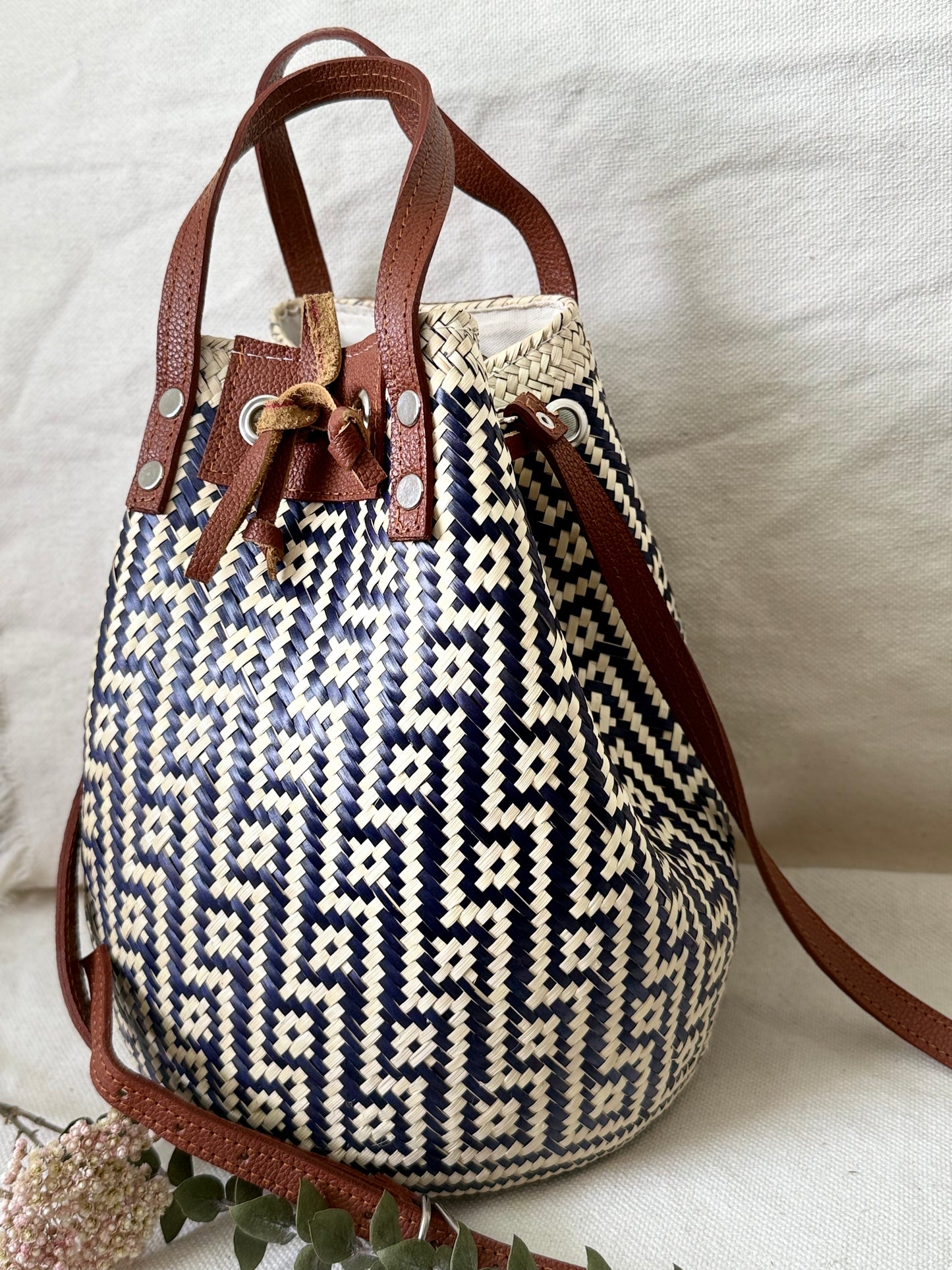 Palm Bucket Bag