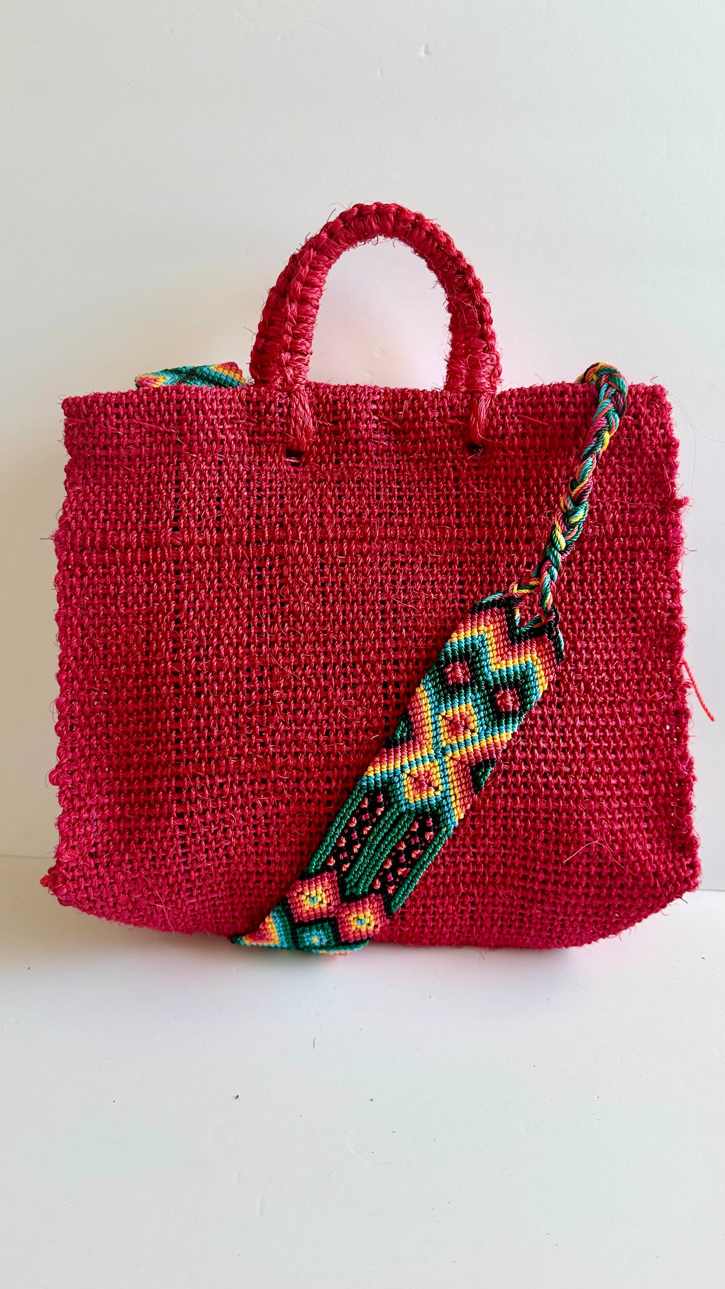 No Human Is Ilegal Ixtle Handbag - Red