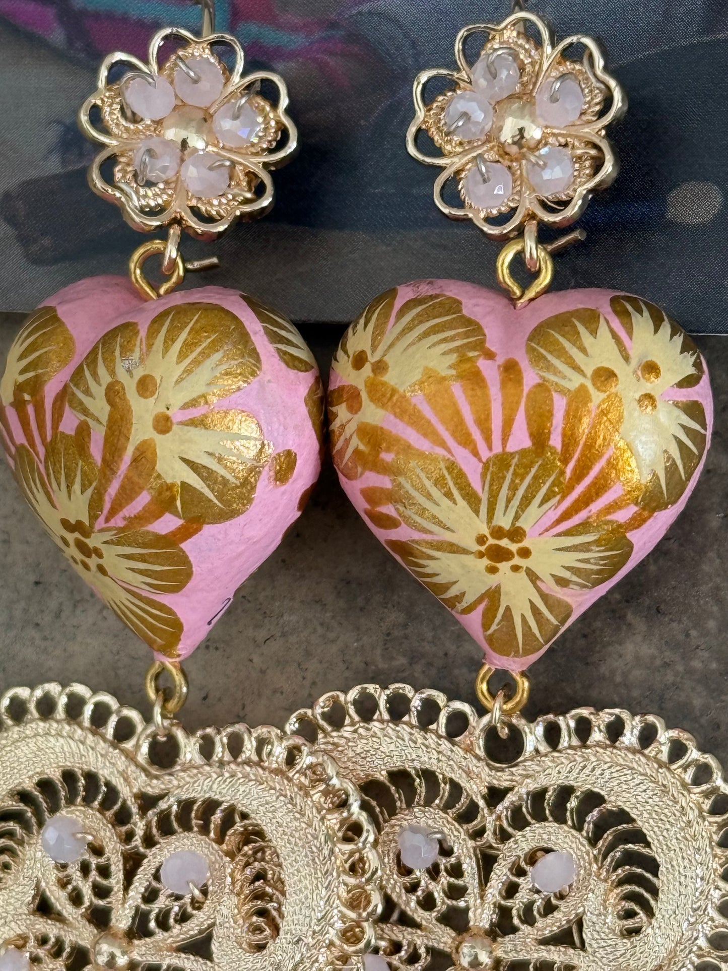 Wood Carved & Hand-Painted Earrings with Filigrana – Pink