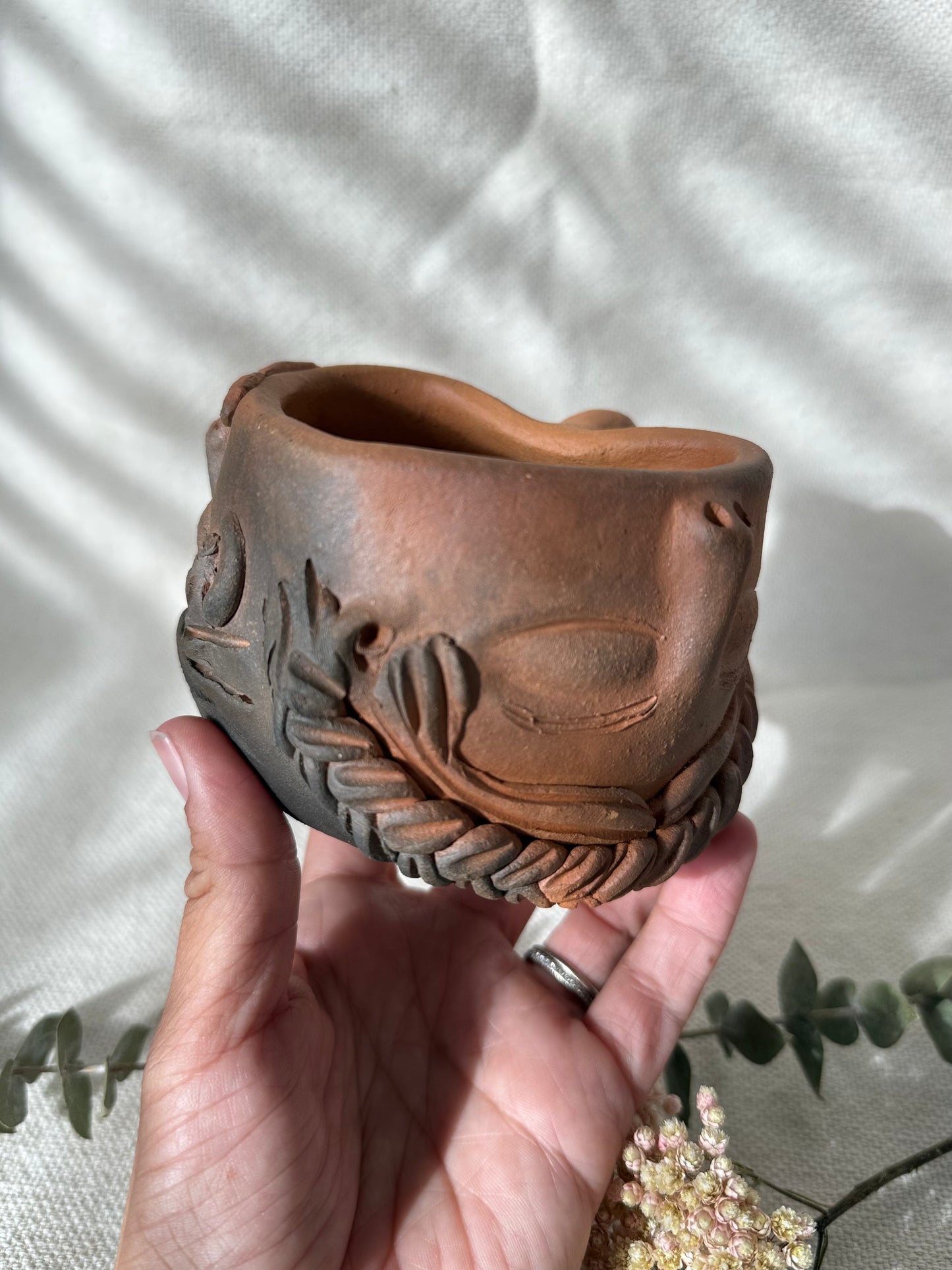 Heart-Shaped Mug Featuring José & Teresita