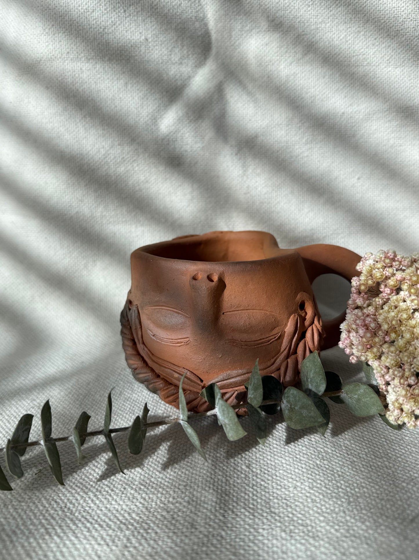 Heart-Shaped Mug Featuring José & Teresita