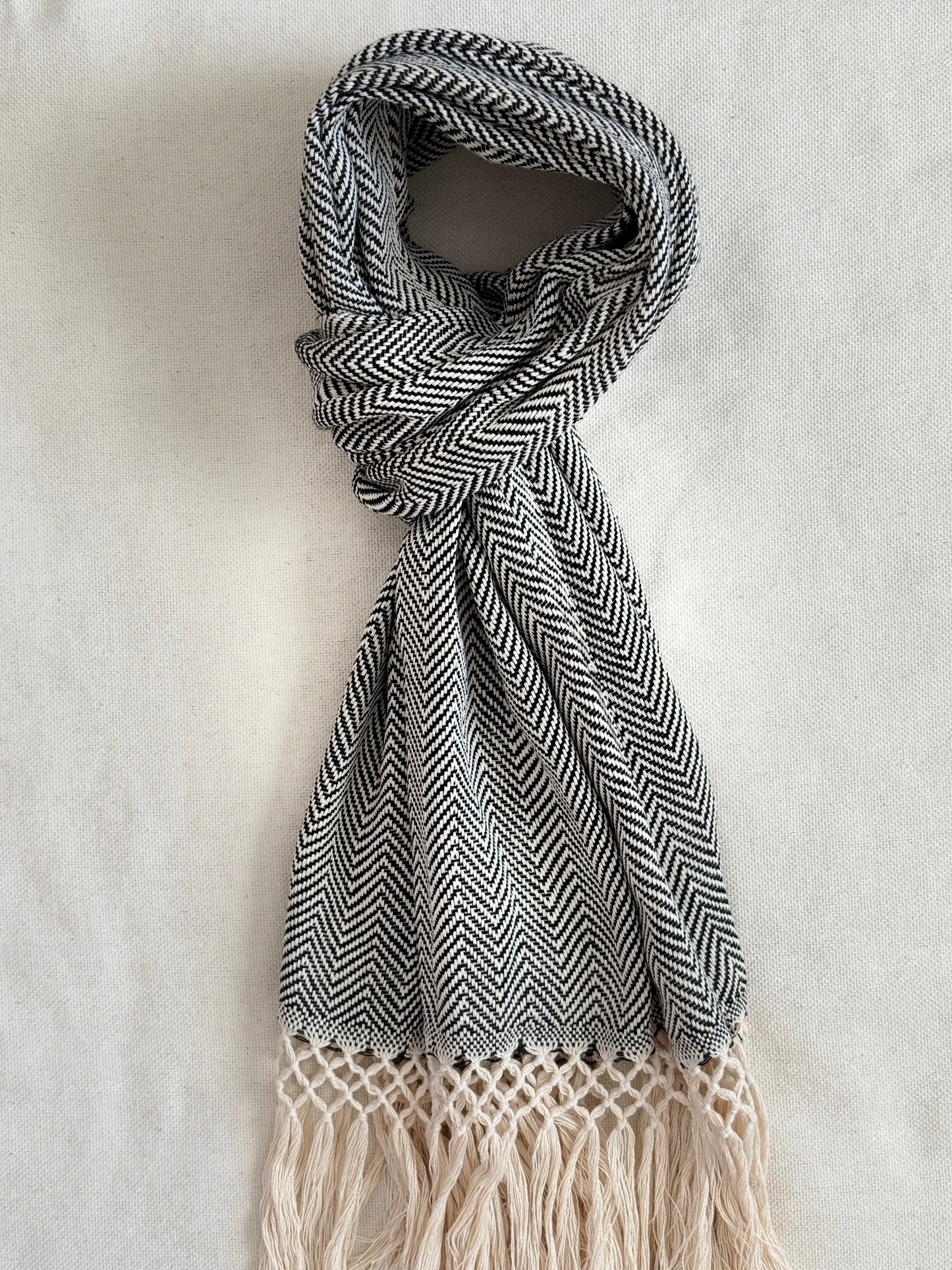 Unisex Scarf - Black/Beige