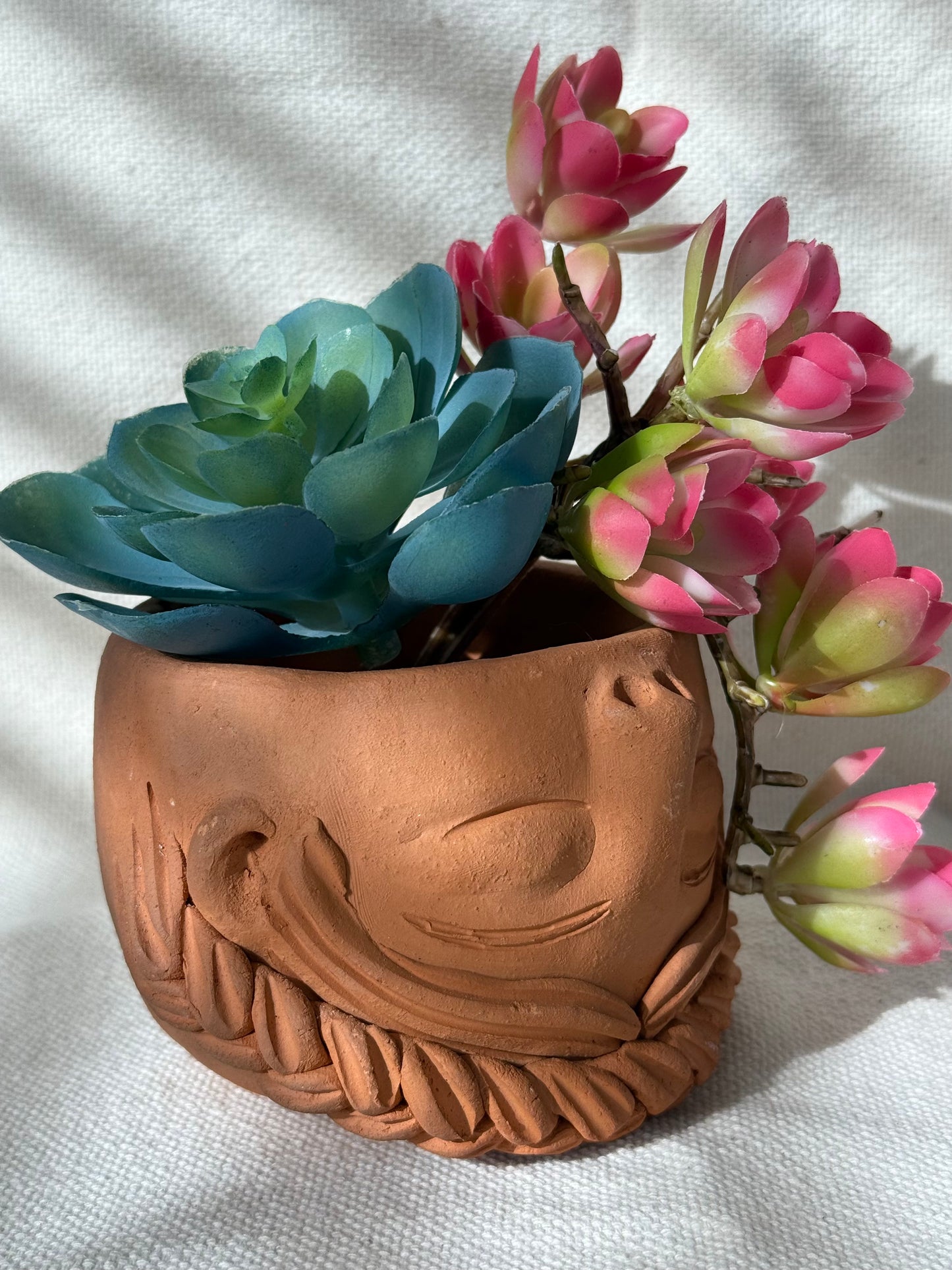 Teresita Flower Pot