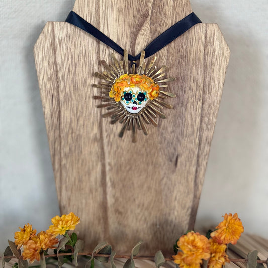 Yellow & White Catrina Pendant w/Sun Rays