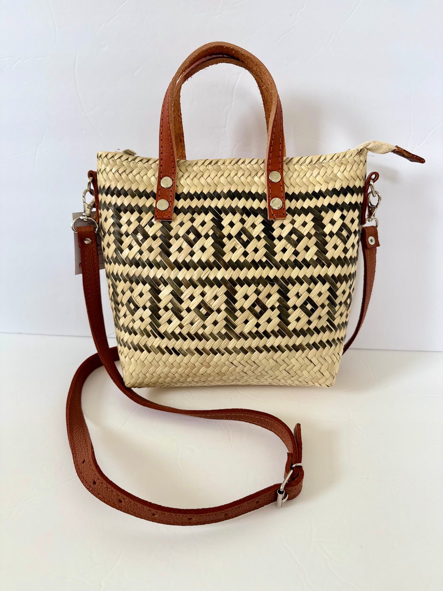 Palm Handbag 3