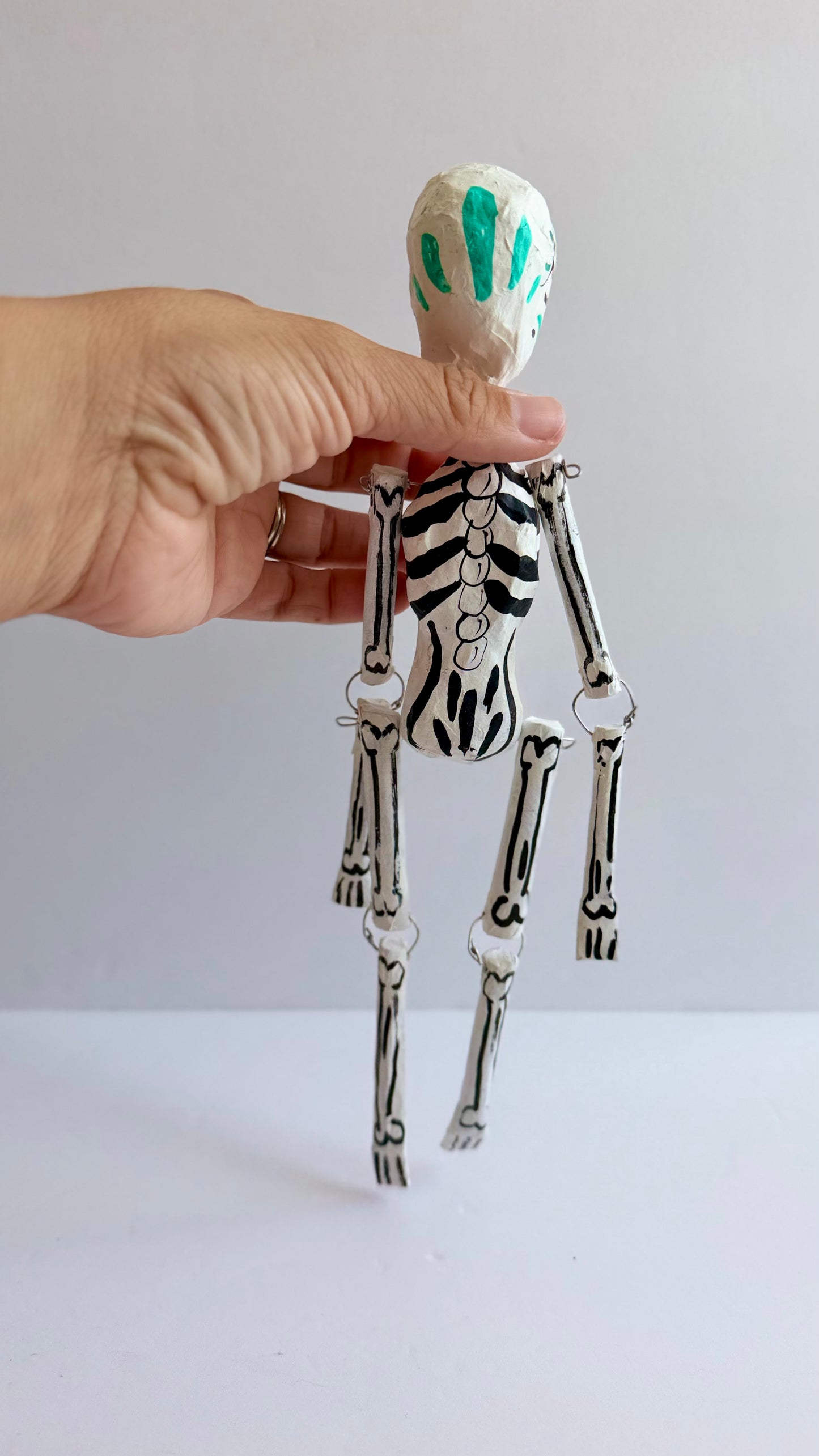 Paper Mâché Día de Muertos Skeletons