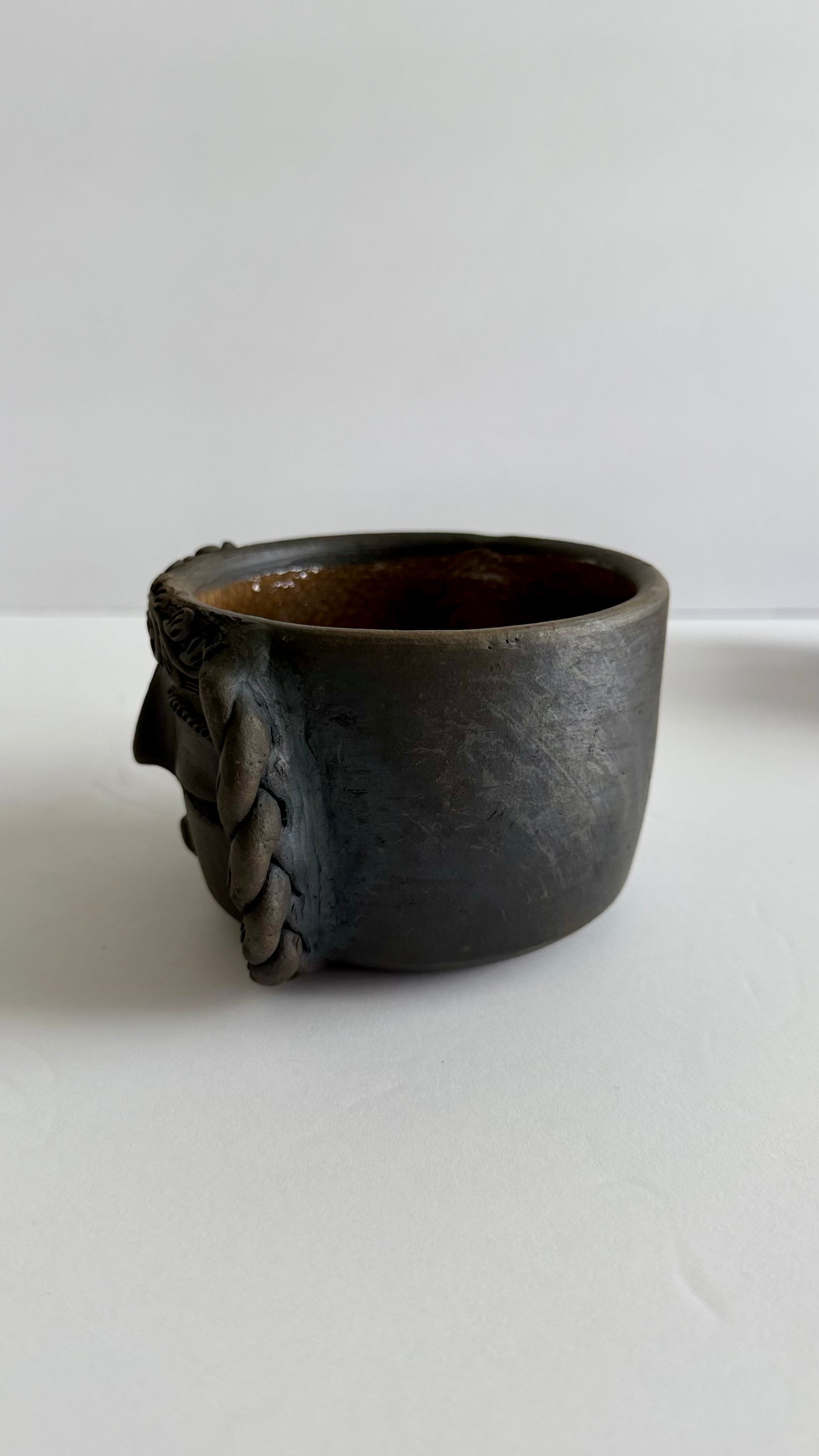 Carita Smoked Clay Mug - Braids