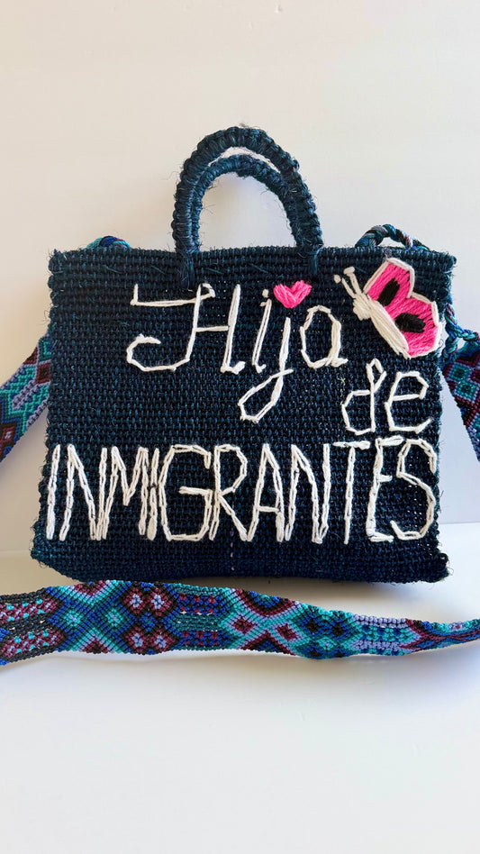 Hija De Inmigrantes Ixtle Handbag - Navy Blue