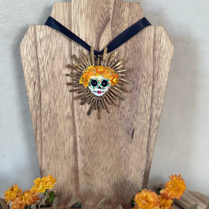 Yellow & White Catrina Pendant w/Sun Rays