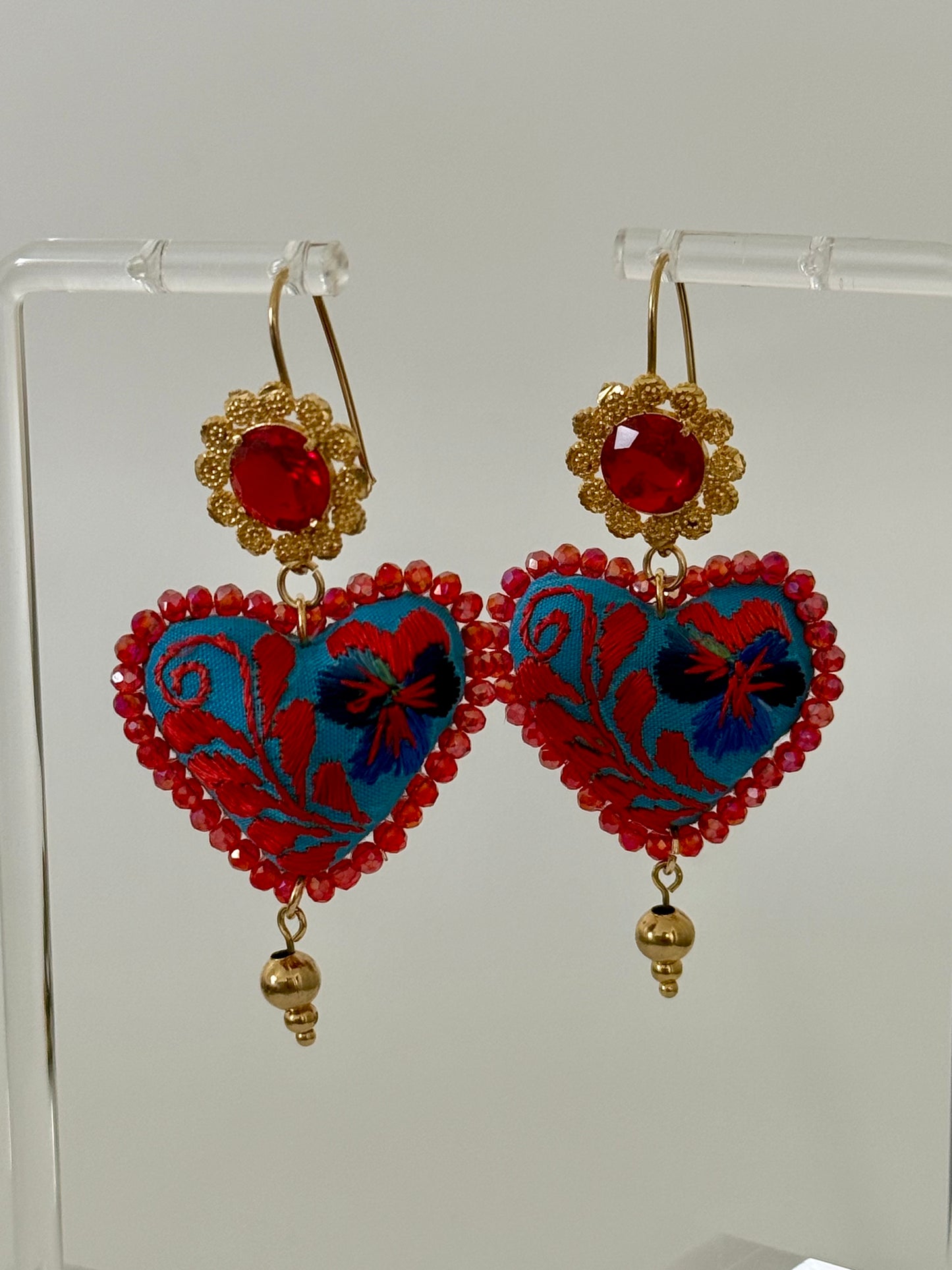 Red/Blue Embroidered Filigrana Earrings