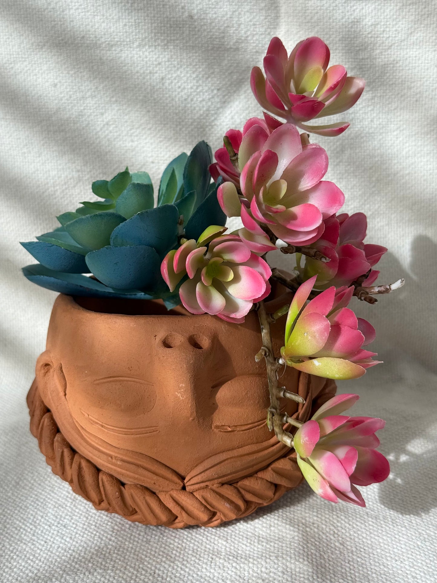 Teresita Flower Pot