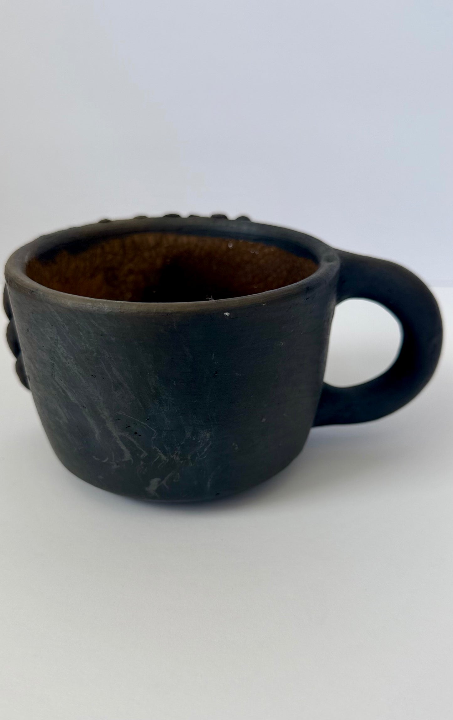 Carita Smoked Clay Mug - Braids
