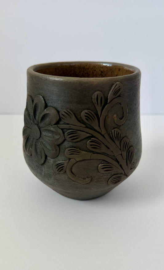 Embroidered Smoked Clay Floral Cup