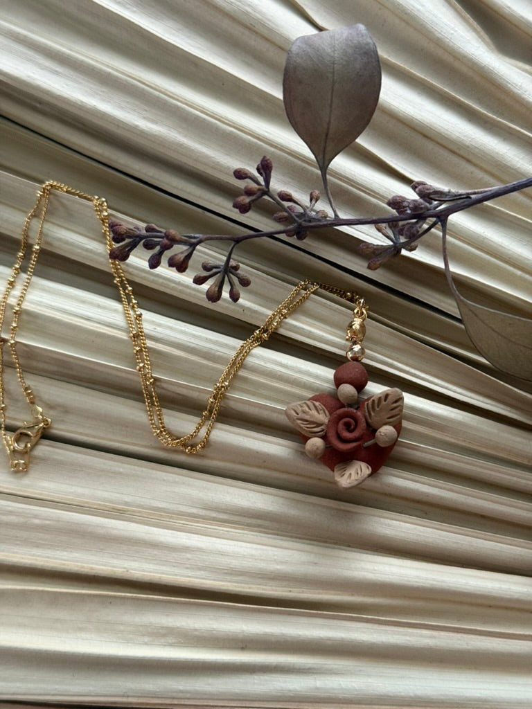 Flower & Heart Barro Pendant Necklace