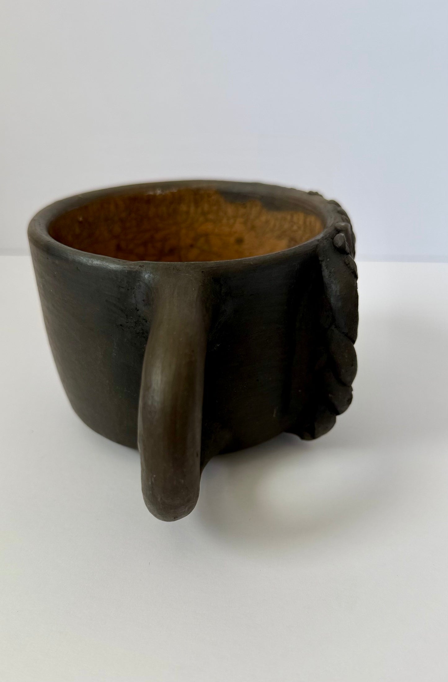 Carita Smoked Clay Mug - Braids