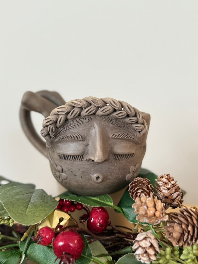 Braided/Whitling/Heart Shaped Mug