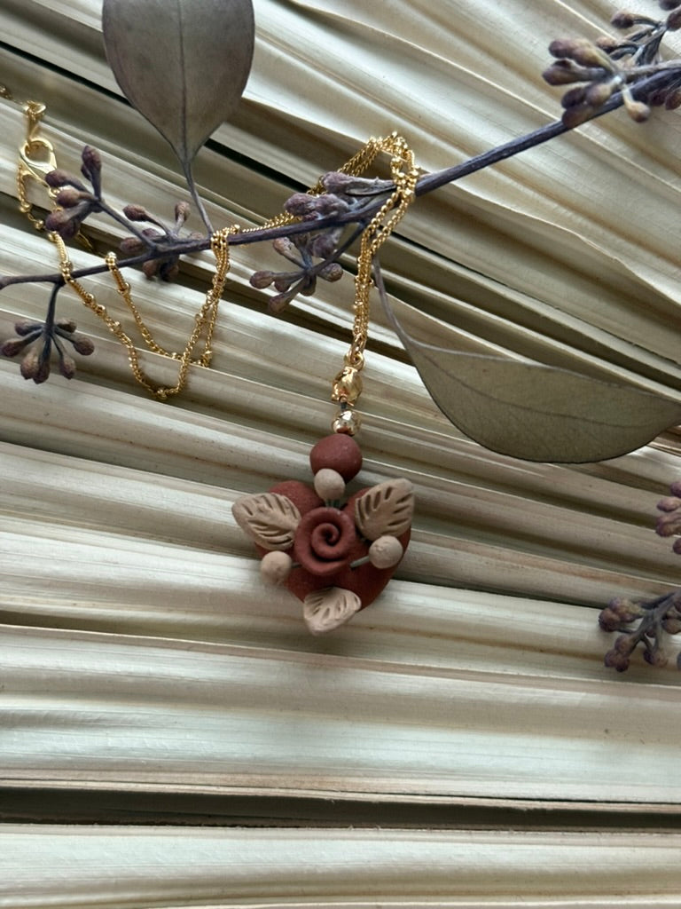 Flower & Heart Barro Pendant Necklace