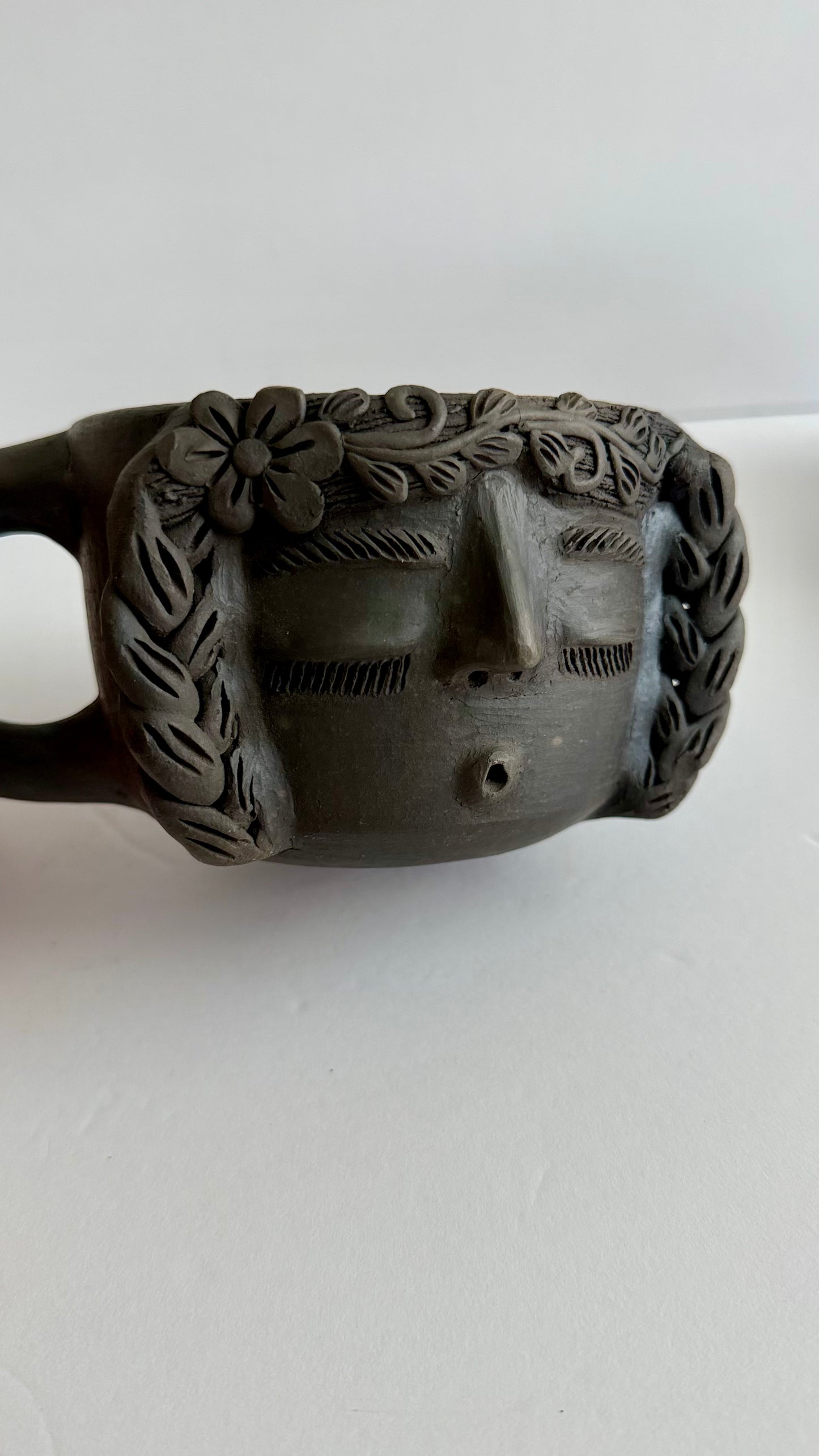Carita Smoked Clay Mug - Braids