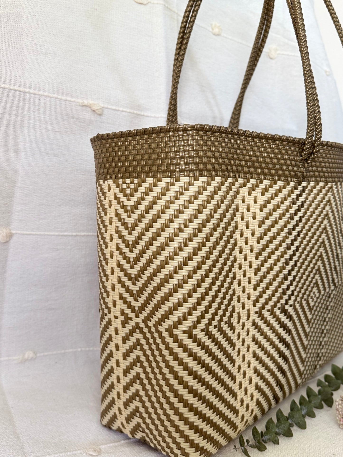 Handwoven Recycled Plastic Tote - Gold/White Diamond Pattern