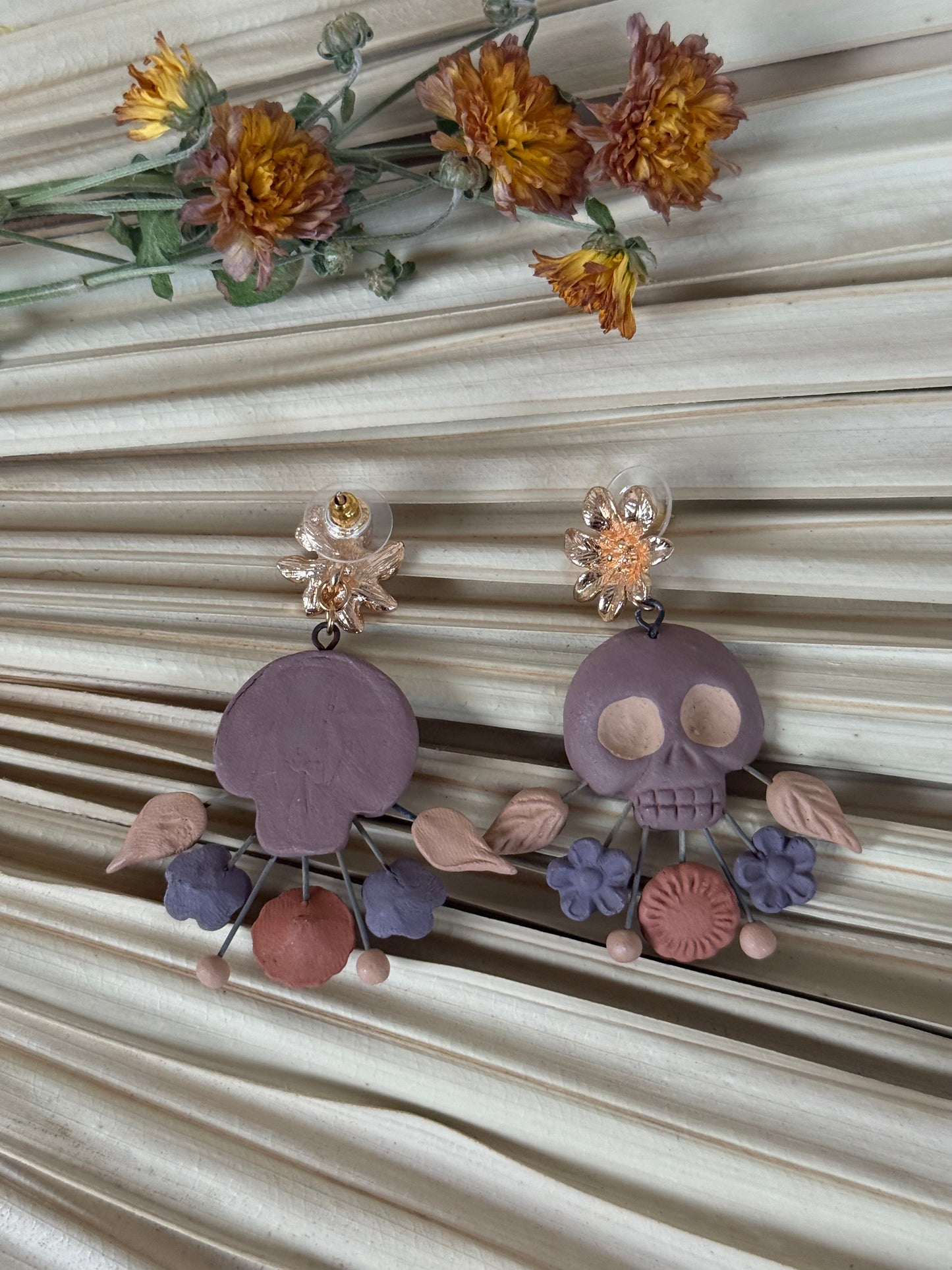 Clay Skull Shaped/Flowers Earrings - Mauve